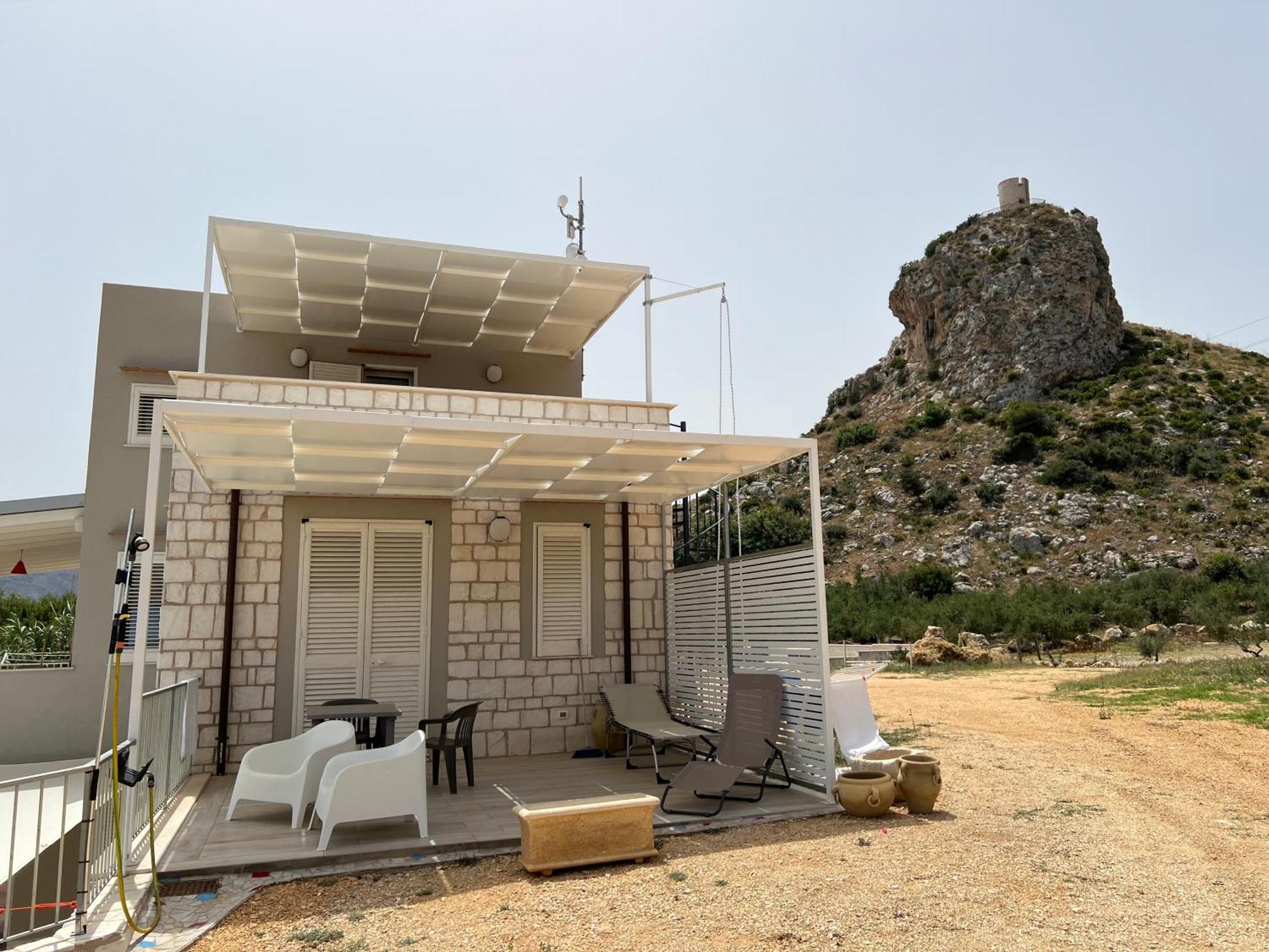 Villa La Finestra Sul Mare Dello Zingaro à Scopello  Extérieur photo