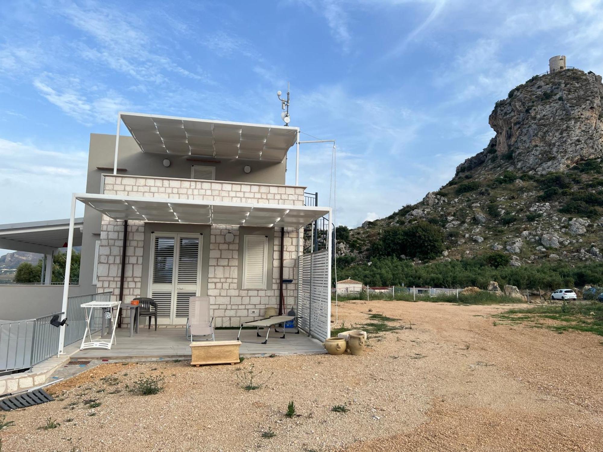 Villa La Finestra Sul Mare Dello Zingaro à Scopello  Extérieur photo